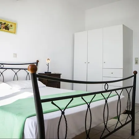 Kleismata Sleeps 6 *