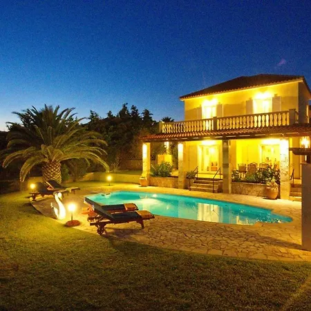 Kleismata Sleeps 6 Villa *
