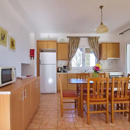 Villa Kleismata Sleeps 6