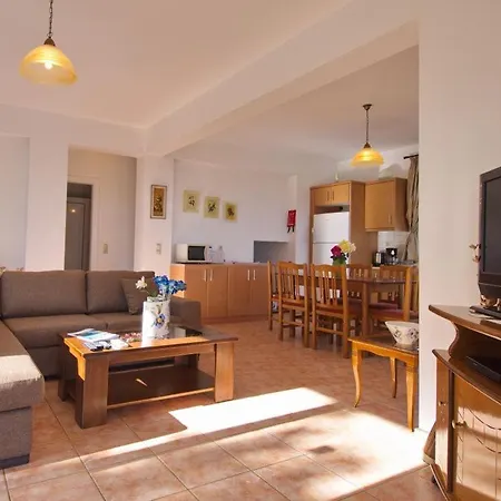 Kleismata Sleeps 6 Klismata