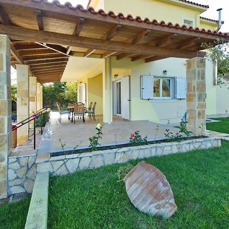 Kleismata Sleeps 6