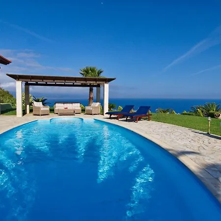Kleismata Sleeps 6 * Klismata
