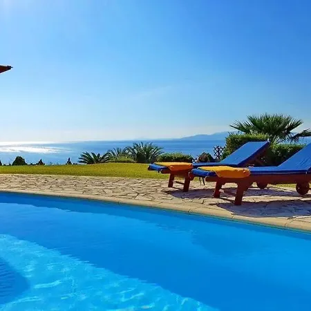 Kleismata Sleeps 6 Klismata